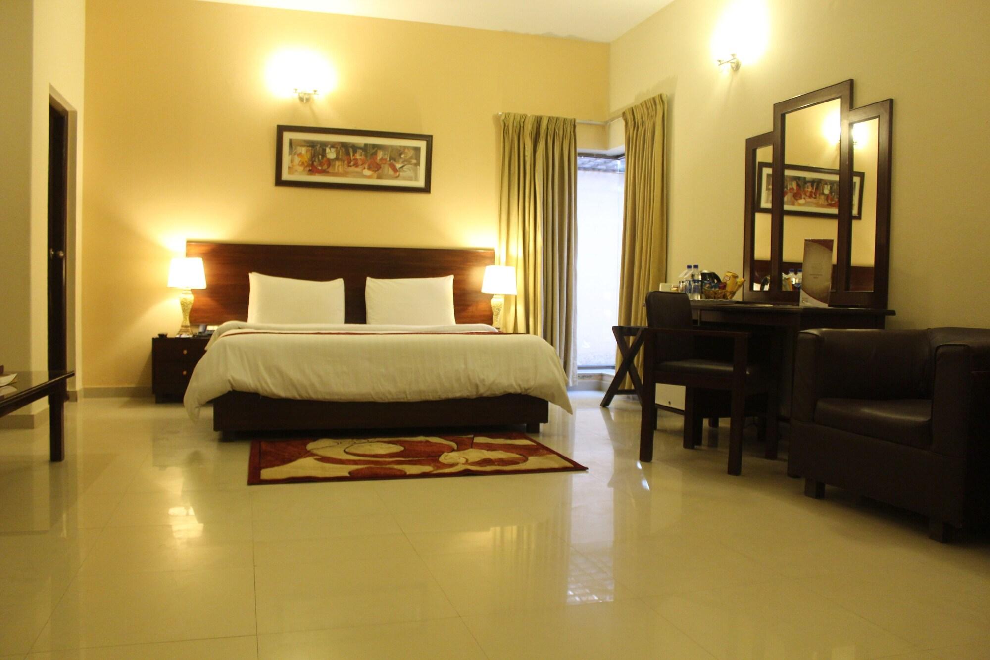 Hotel One Bahawalpur 1253828 — 7