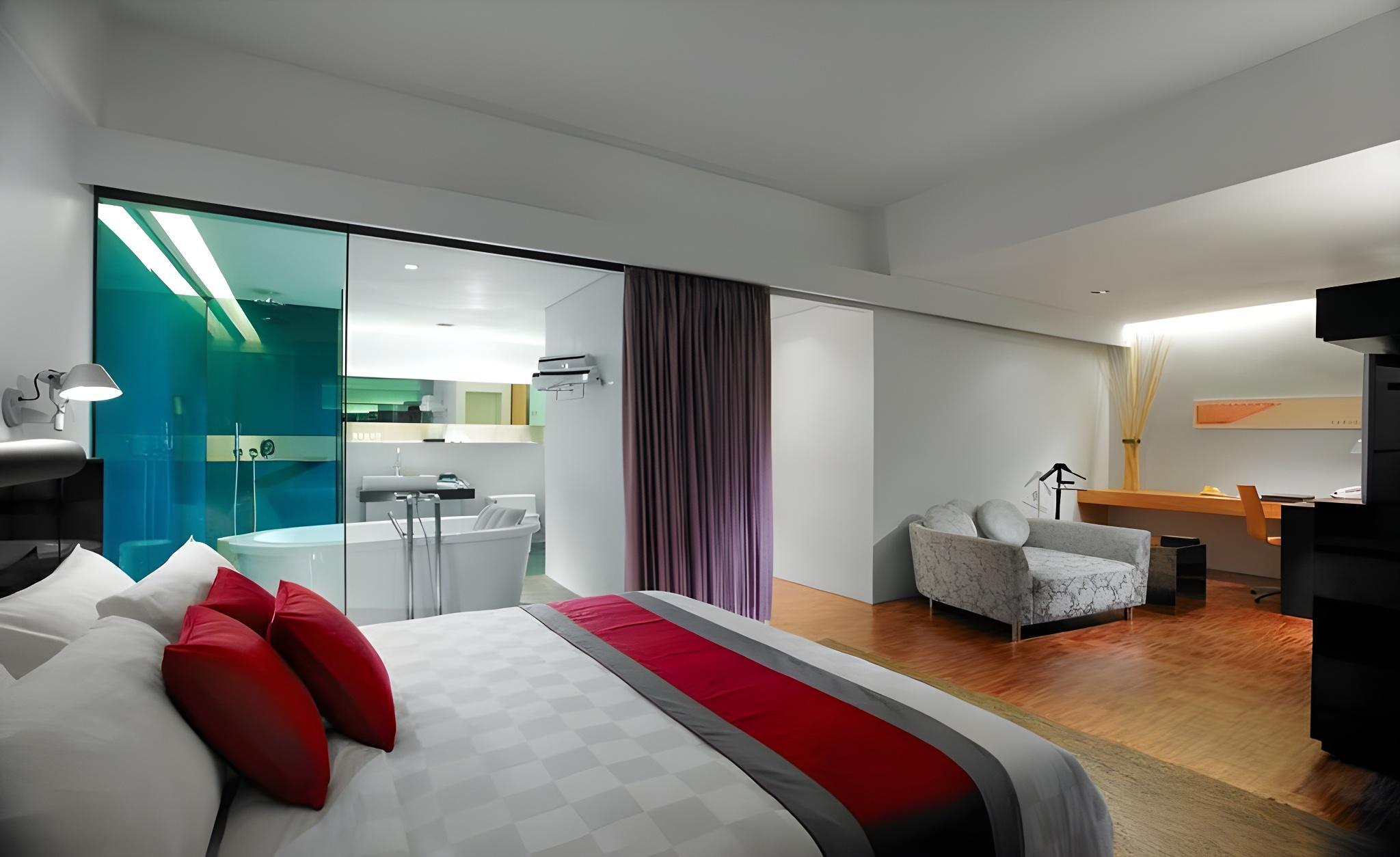 Hotel Maya Kuala Lumpur City Centre — 8