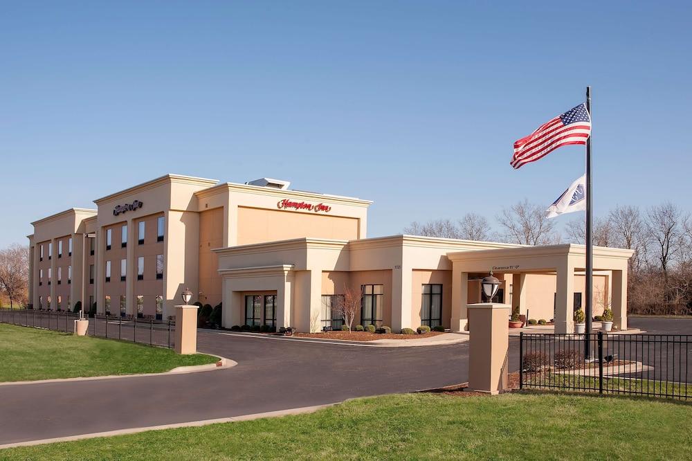 Hampton Inn Jacksonville, IL — 2