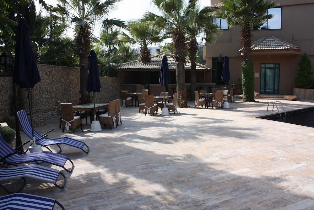 Amman West Hotel 16294 — 3