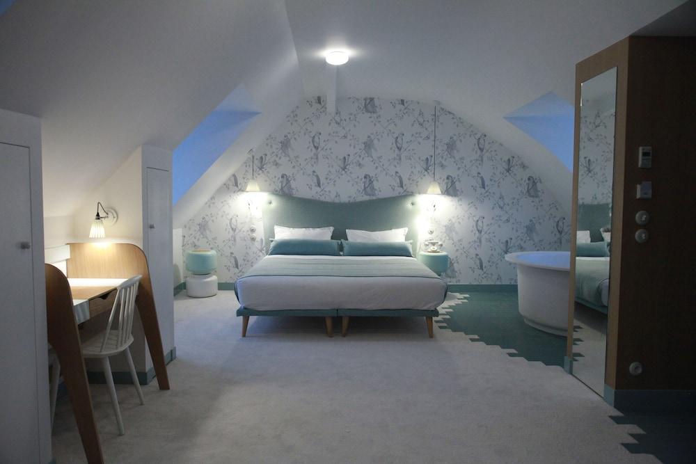 Le Lapin Blanc 7104 — 8