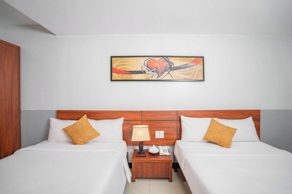 Quoc Cuong Center Hotel — 10