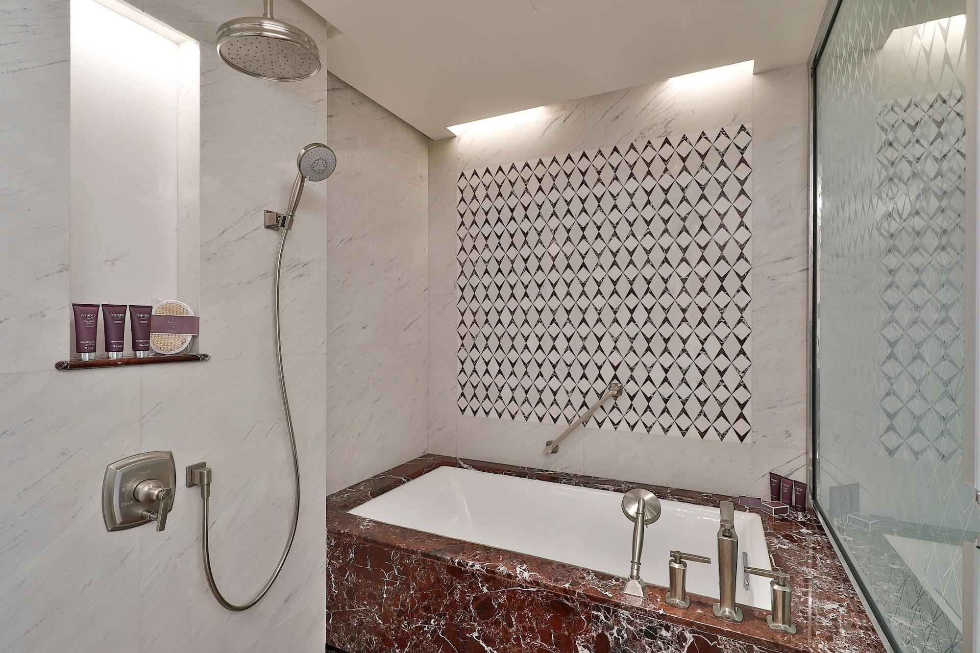 Al Bustan Palace A Ritz-Carlton Hotel 85476 — 6