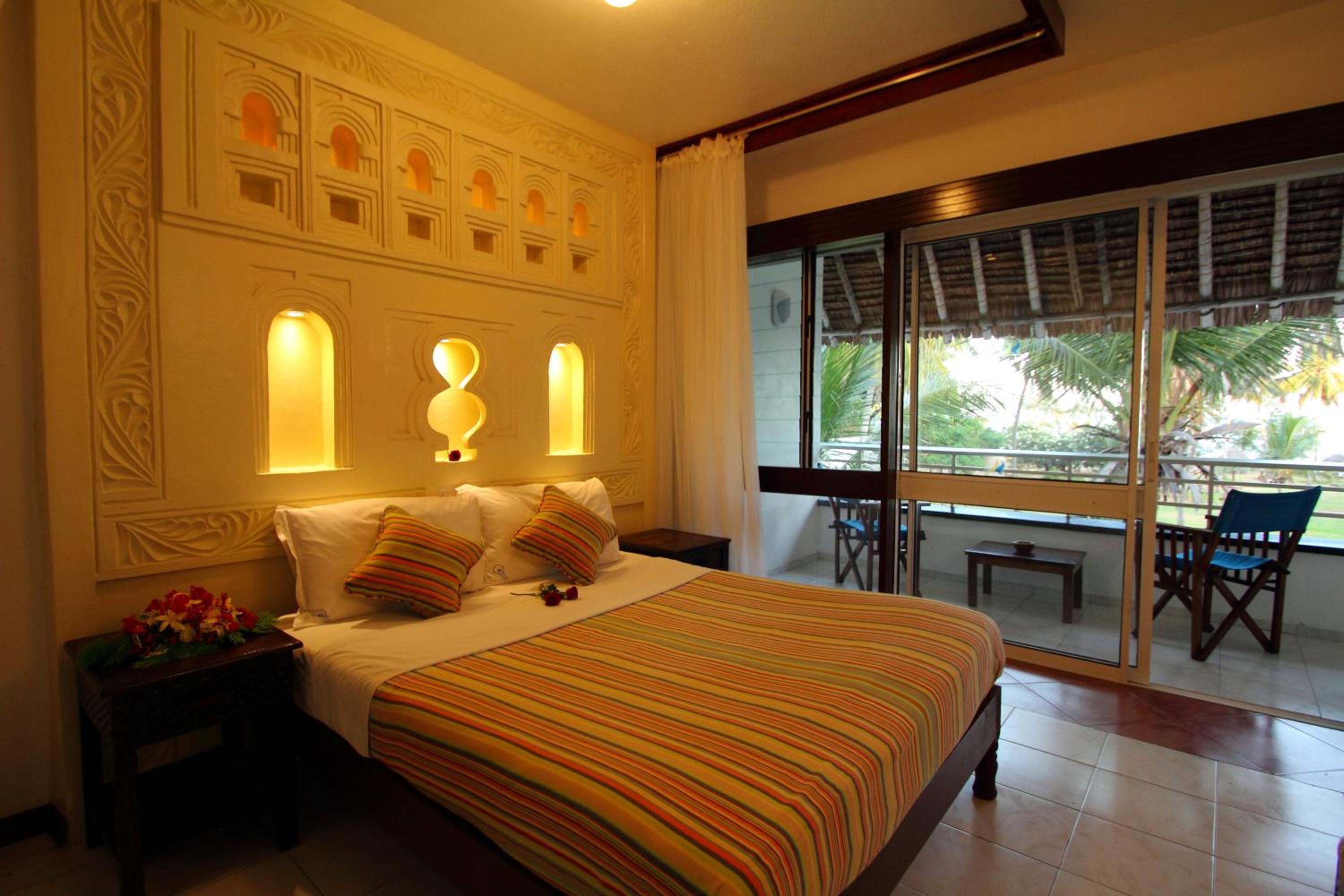 REEF HOTEL MOMBASA — 4