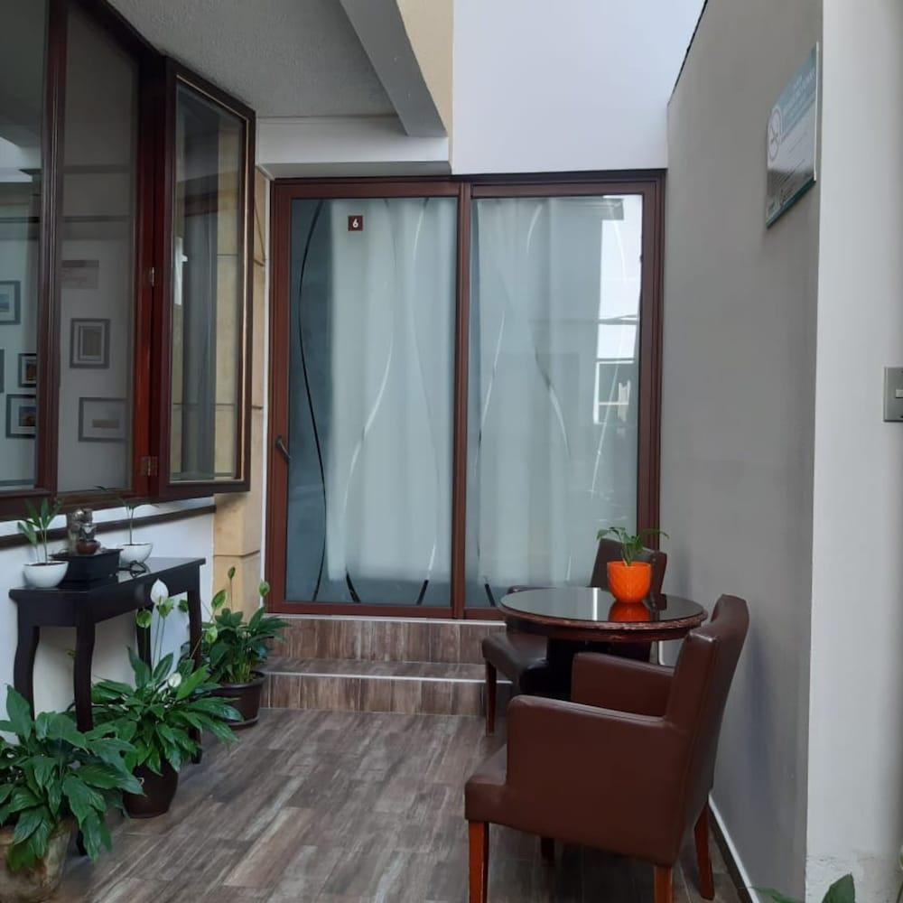 VILLA FLORENCIA ZONA ROSA — 8