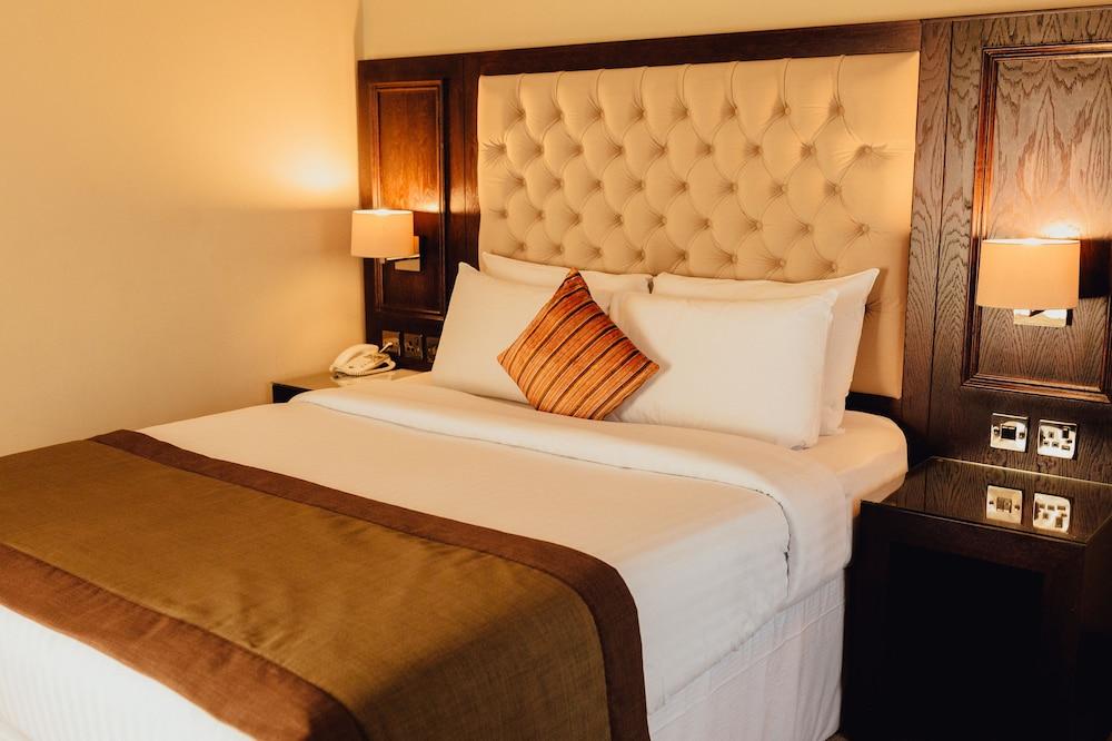 Great Victoria Hotel — 8