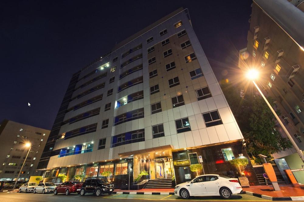 Grand Central Hotel — 2