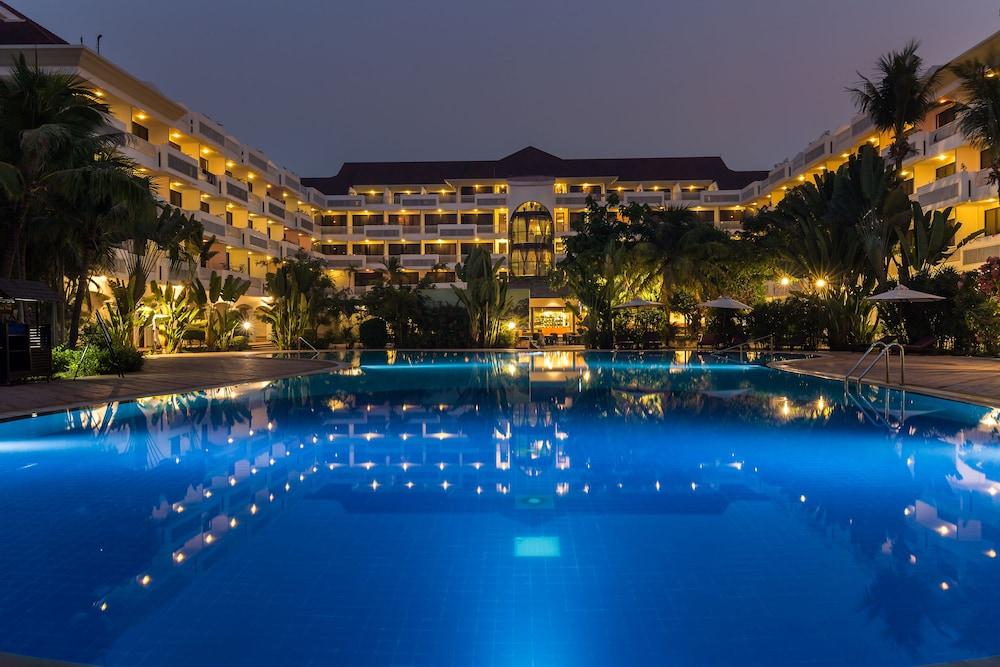 ANGKOR CENTURY RESORT AND SPA 100132