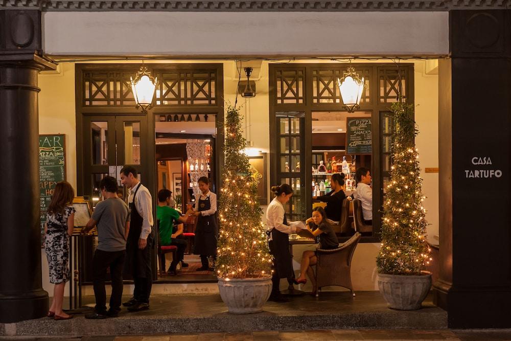 The Scarlet Singapore — 9