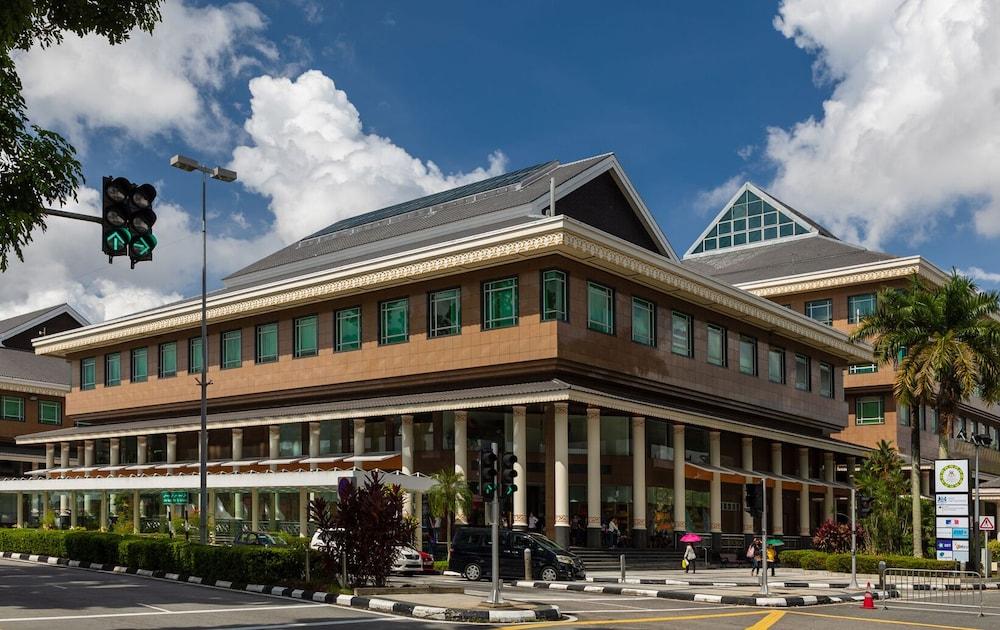 JUBILEE HOTEL — 9