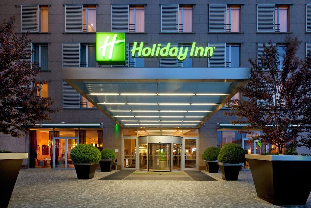 Holiday Inn Prague Congress Centre 4904