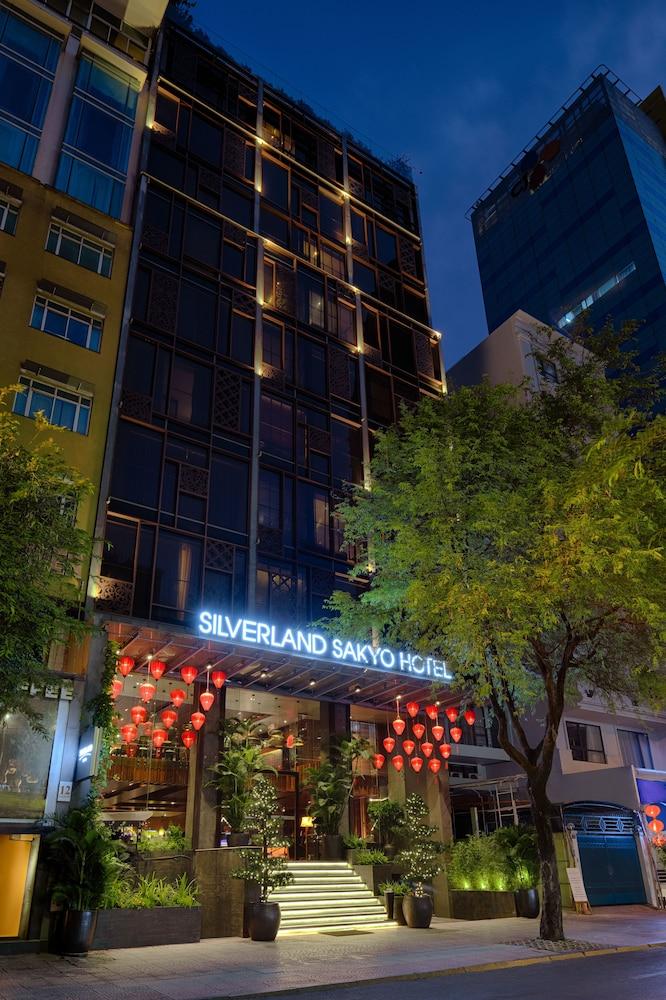 Silverland Sakyo Hotel — 4
