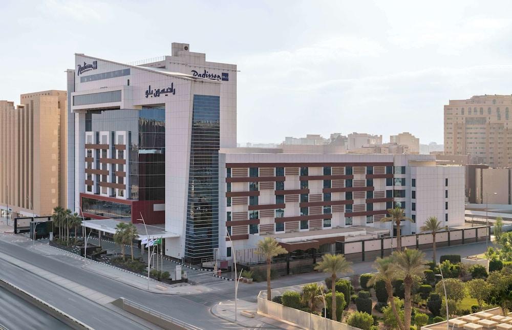 Radisson Blu Hotel and Convention Center, Riyadh Minhal — 3