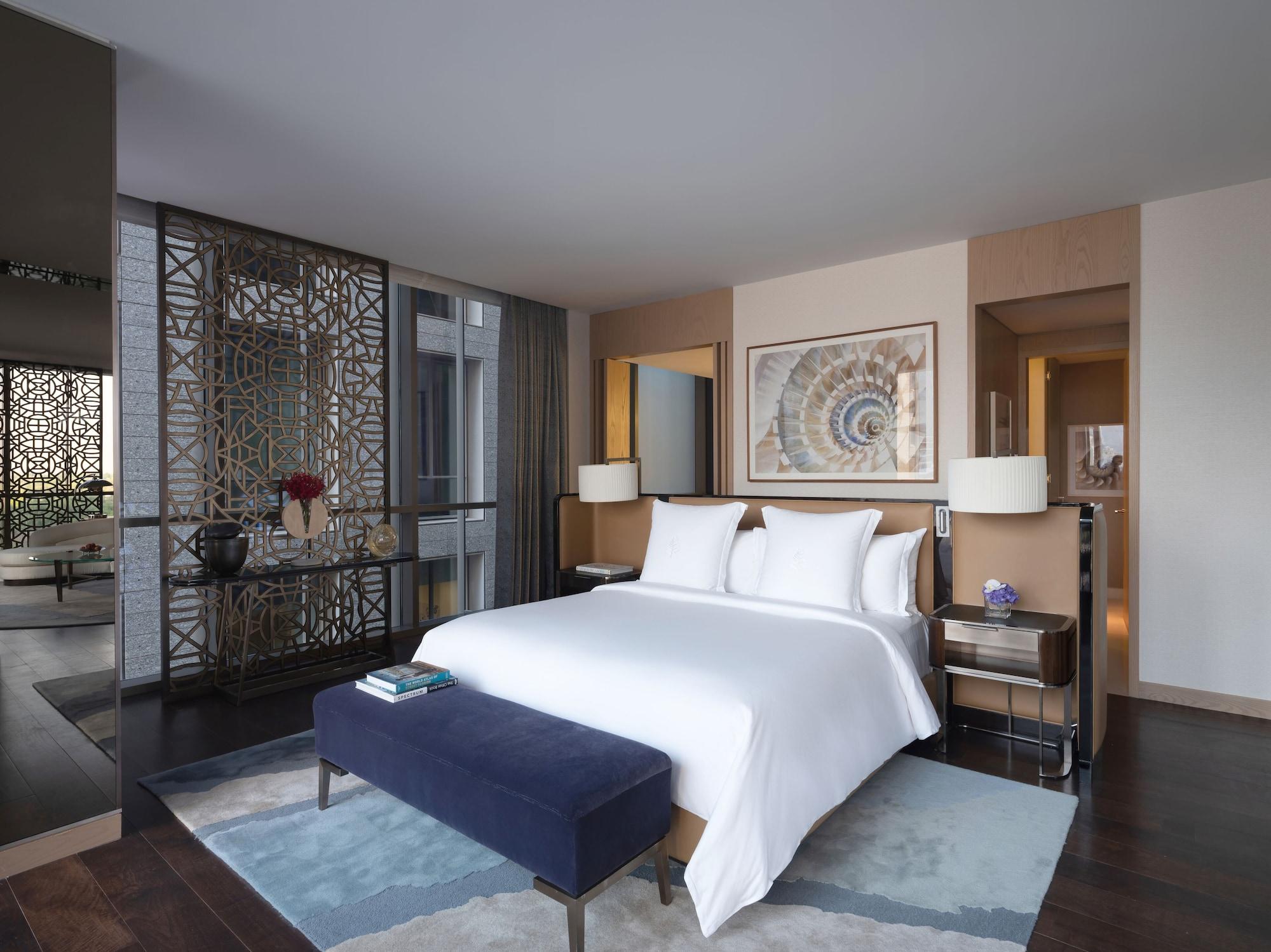 FOUR SEASONS HOTEL DUBAI INTERNATIONAL FINANCIAL CENTRE — 10