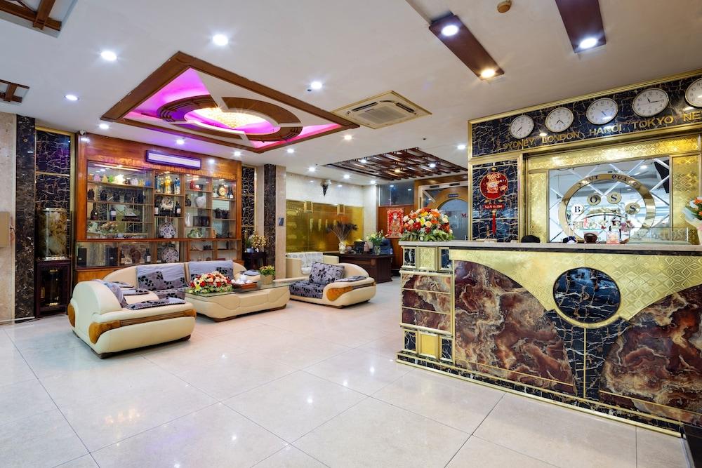Boss Hotel — 9