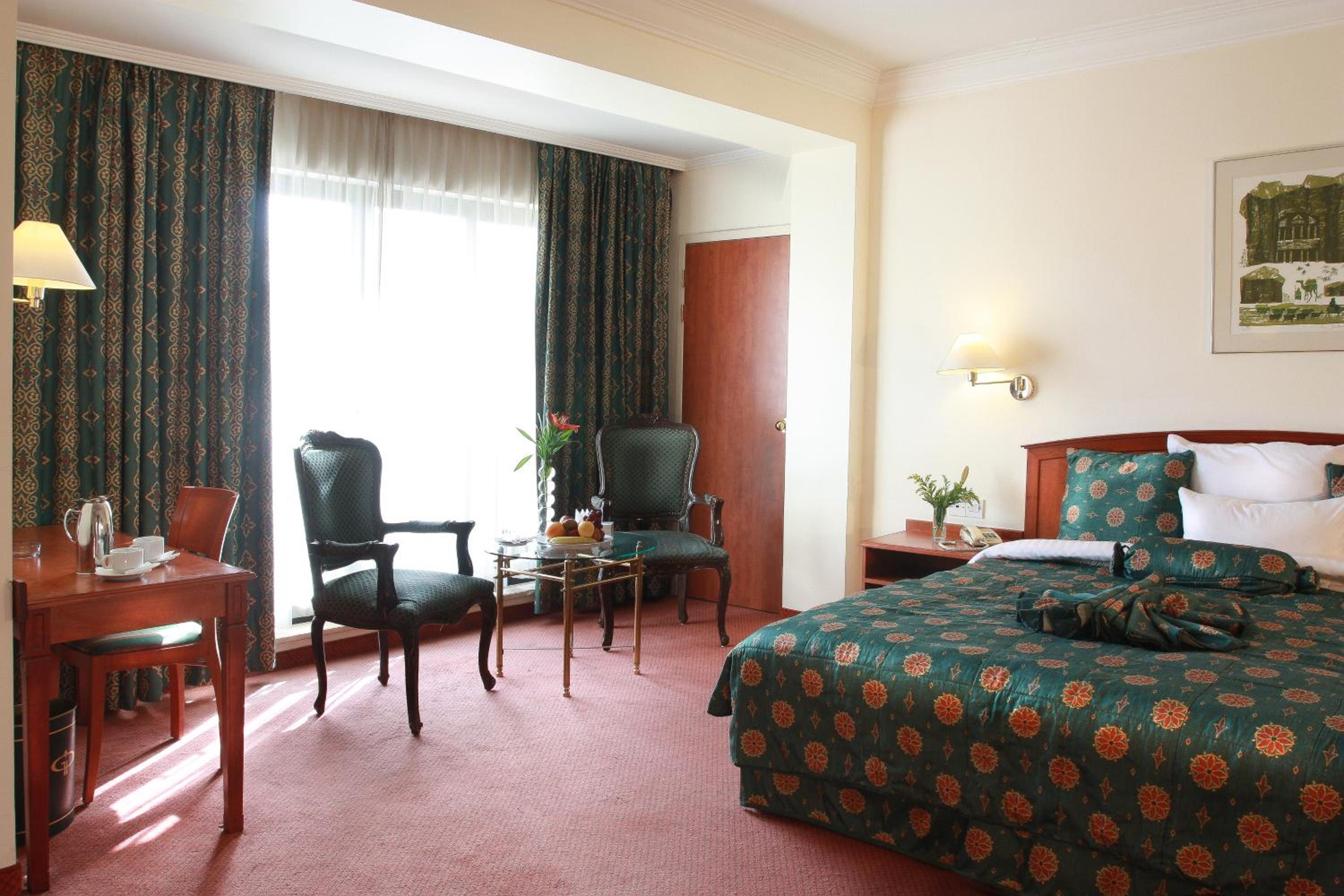 GRAND PALACE HOTEL 59824 — 5