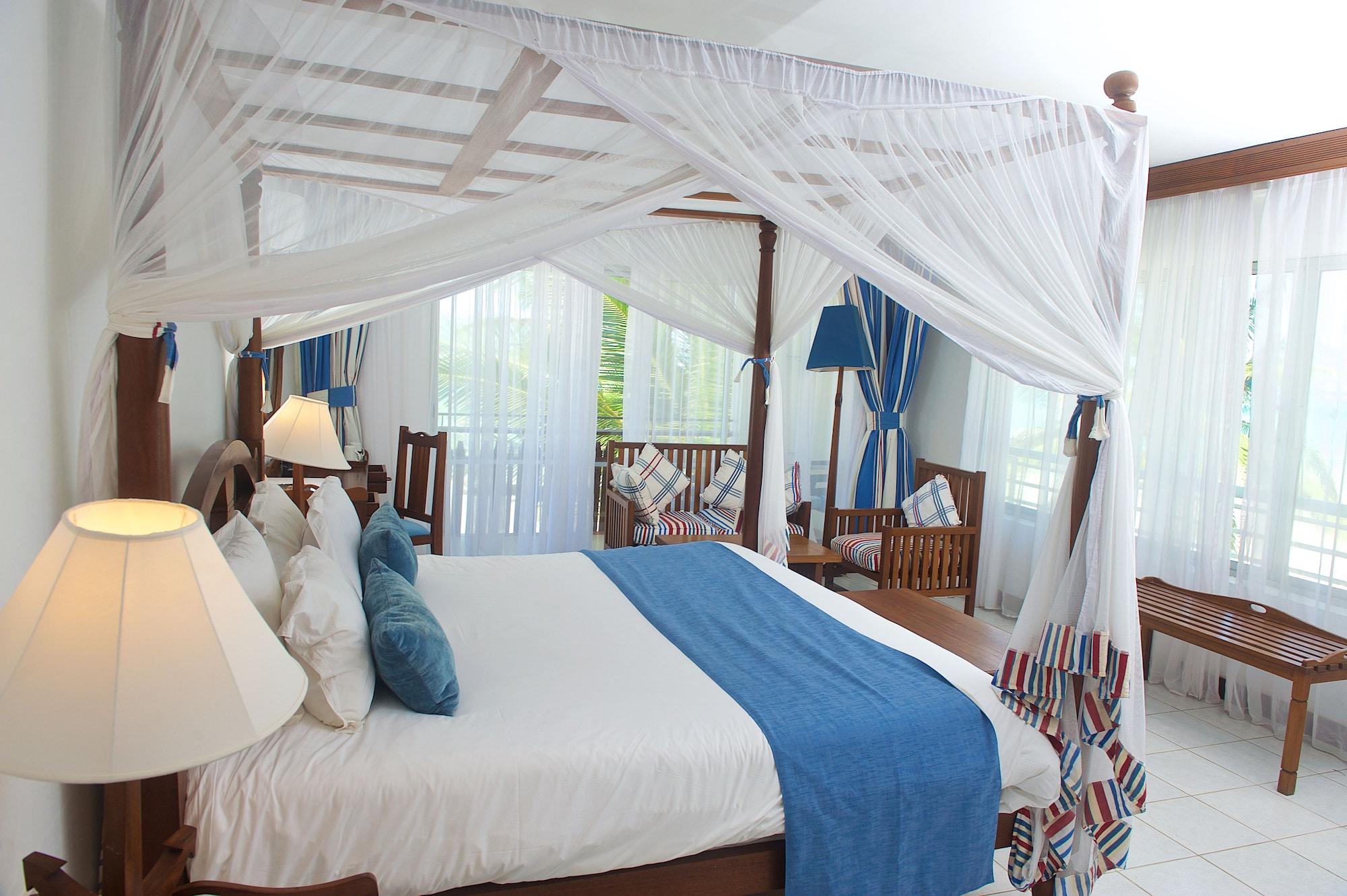 Voyager Beach Resort 16444 — 10