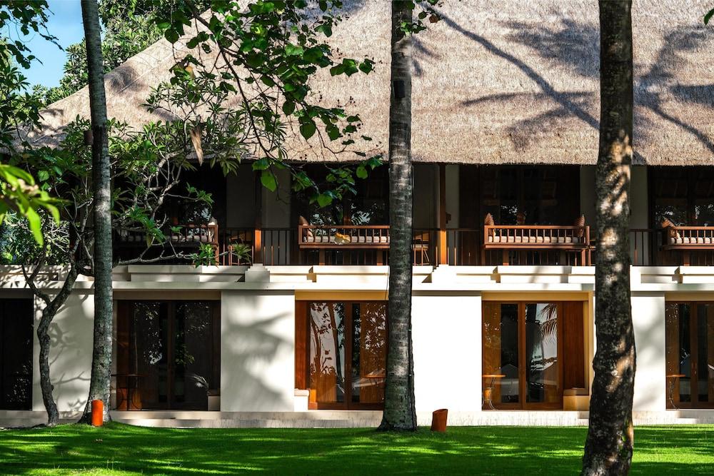 Alila Manggis — 4