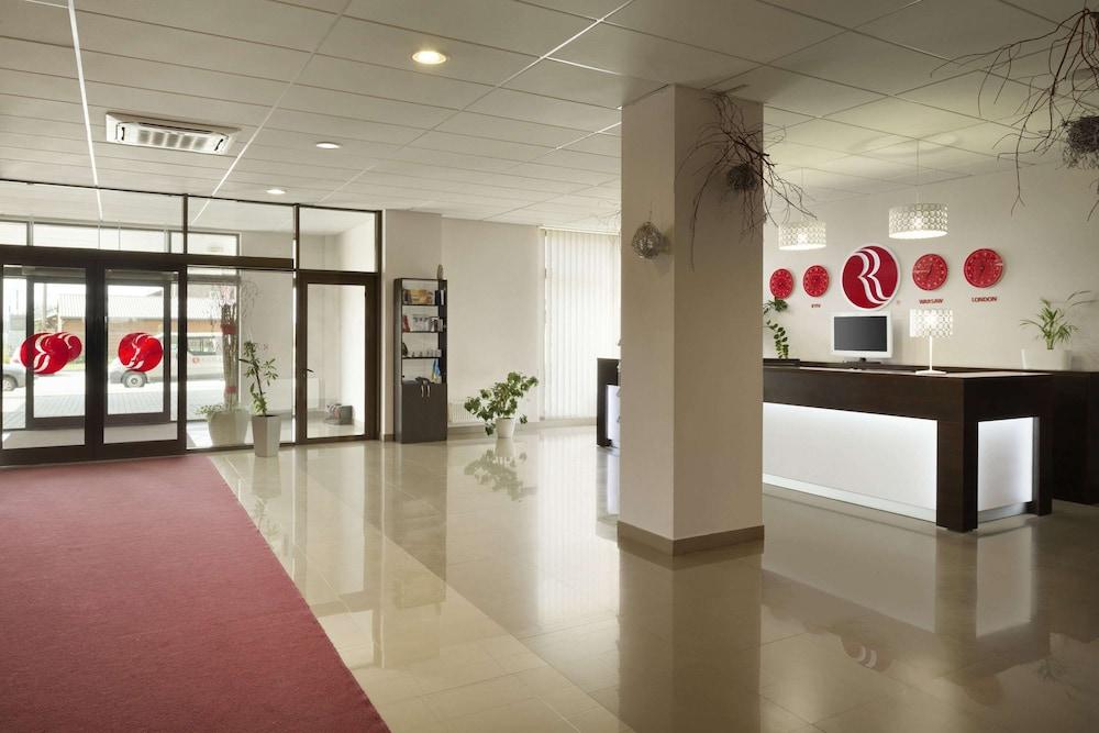 Ramada by Wyndham Lviv — 9
