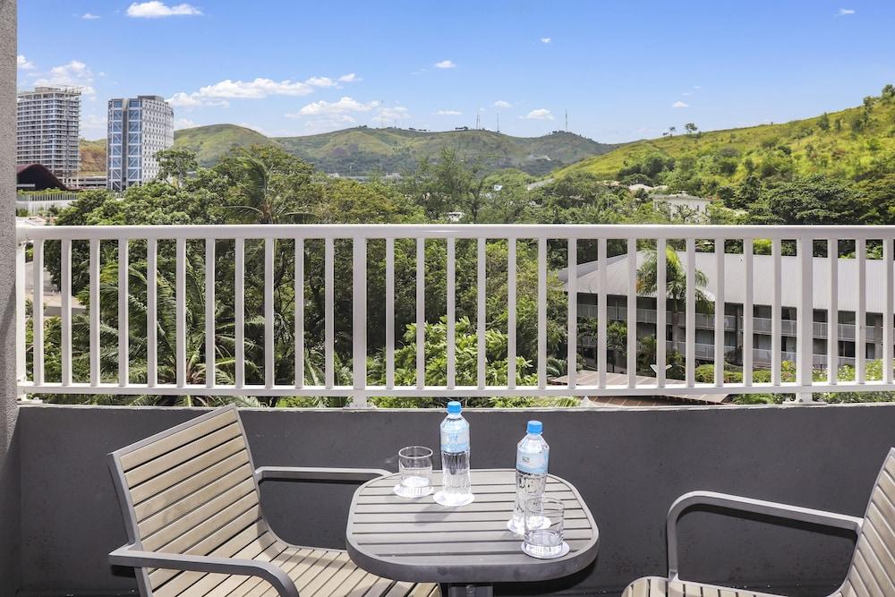 Holiday Inn Port Moresby