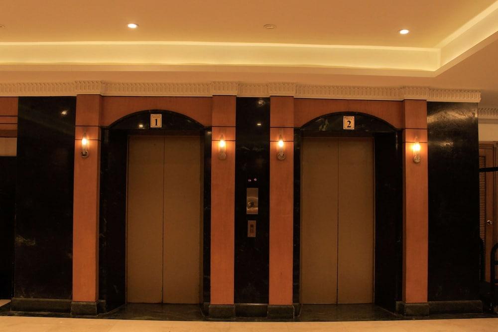 Executive Hotel Manila 62974 — 7