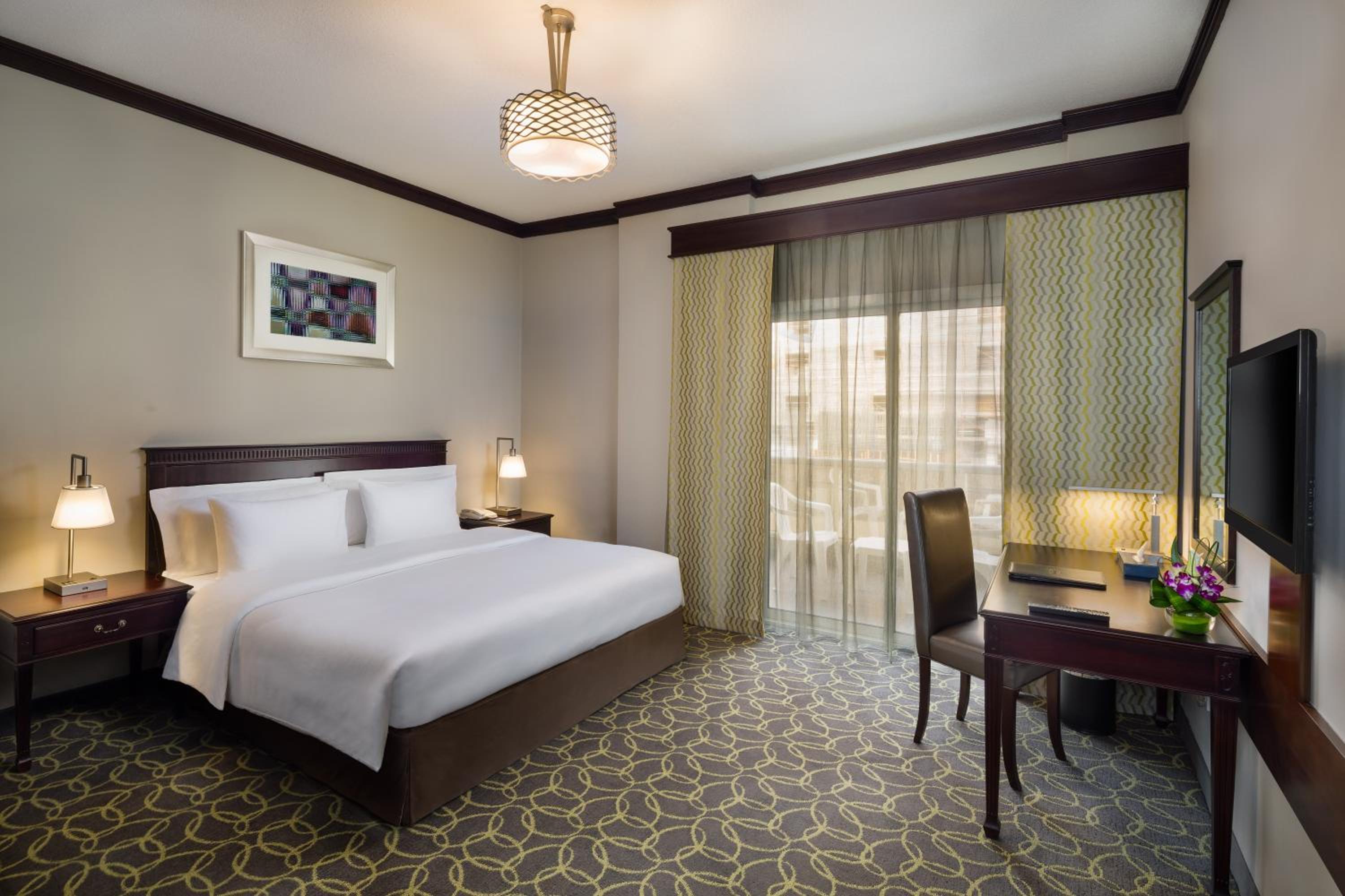 Savoy Crest Hotel Apartments — 7