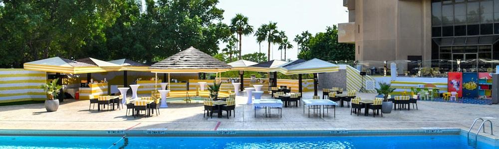 Le Meridien — 6