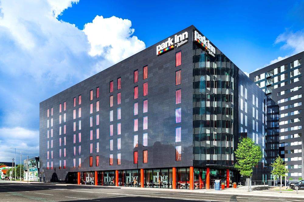 Radisson Hotel Manchester City Centre, A Verified Net Zero Hotel — 4