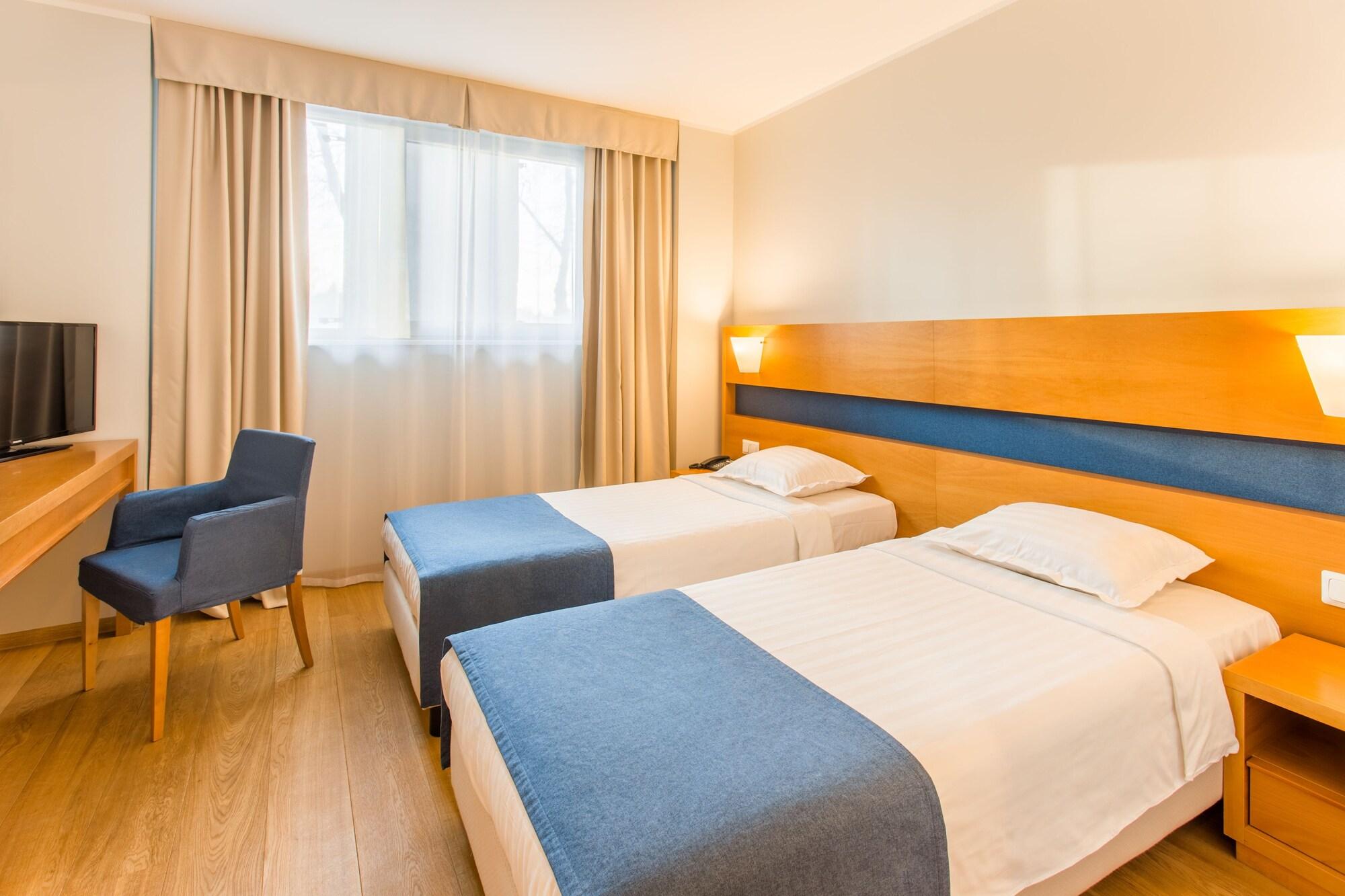 HESTIA HOTEL ILMARINE — 8