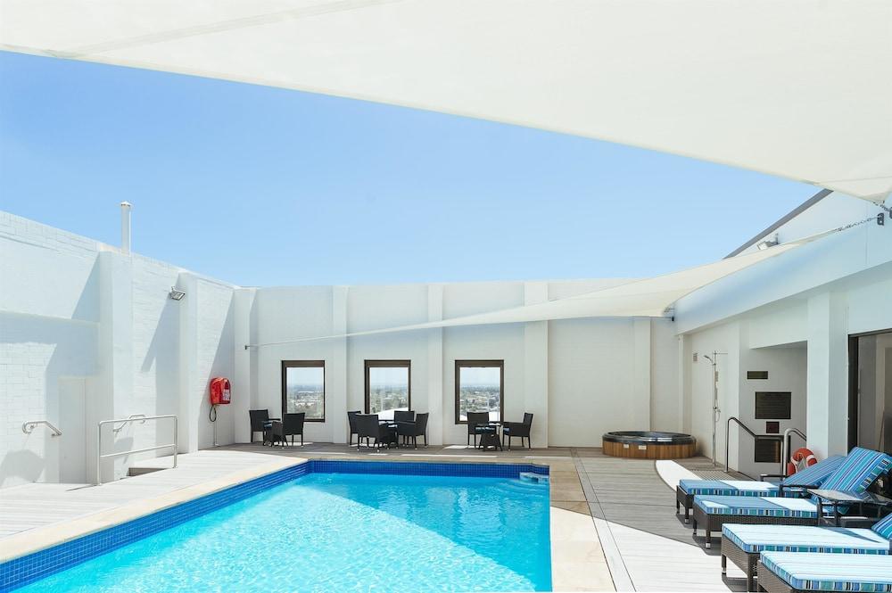 Stamford Plaza Adelaide 1364 — 10