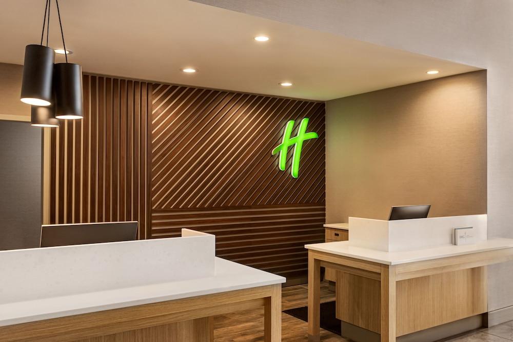 Holiday Inn Hotel & Suites Council Bluffs-I-29 — 7