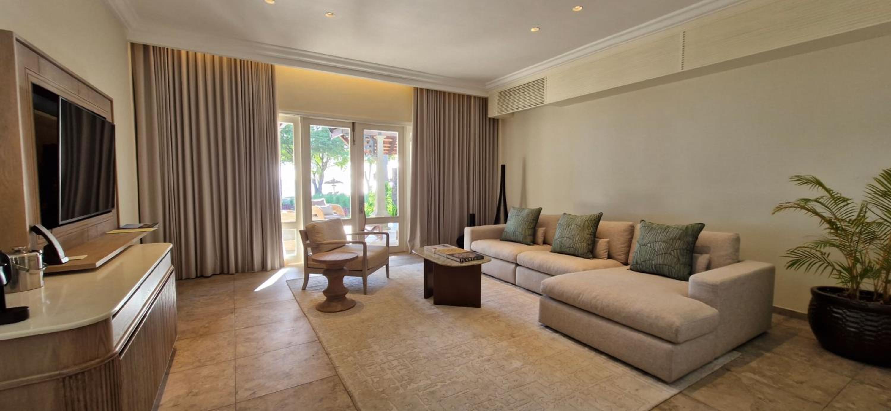 Maradiva Villas Resort And Spa — 2
