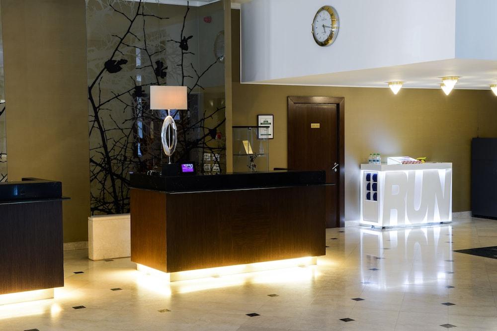 CROWNE PLAZA BUCHAREST — 4