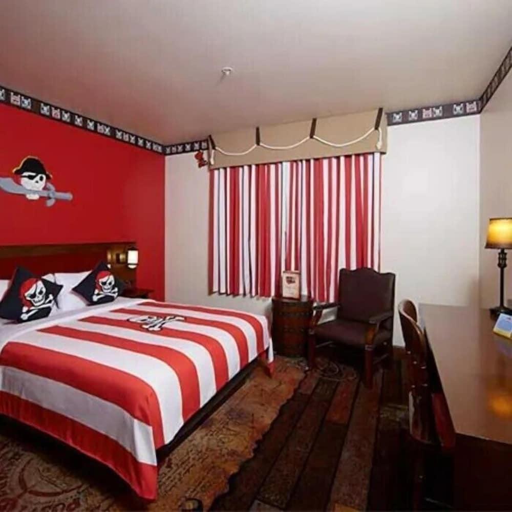 Legoland Hotel — 8