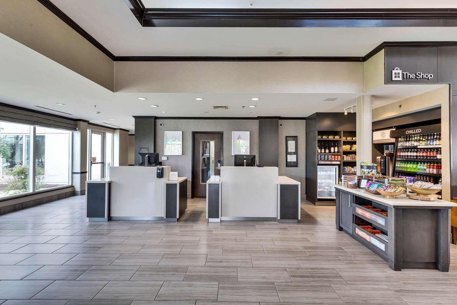 Hilton Garden Inn Austin NW/Arboretum — 9