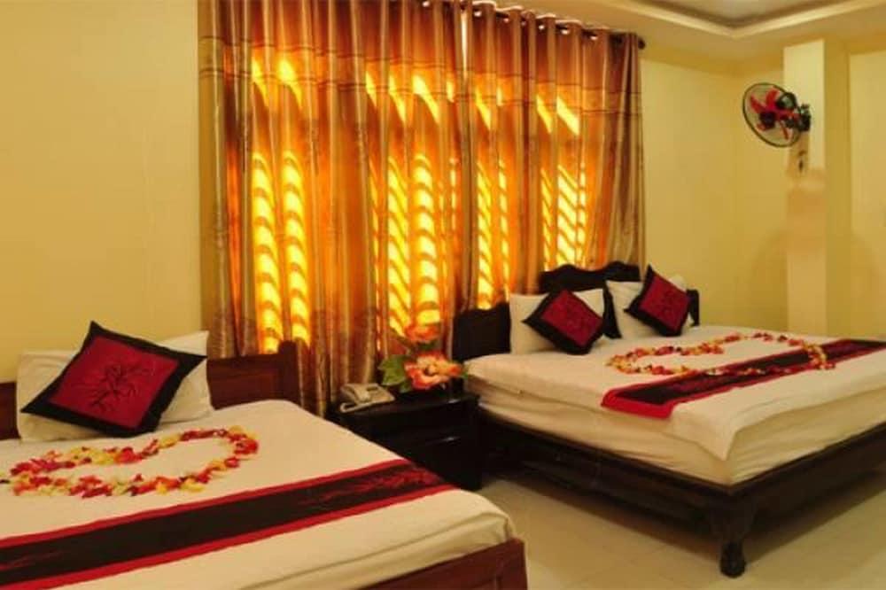 Champa Hotel — 4
