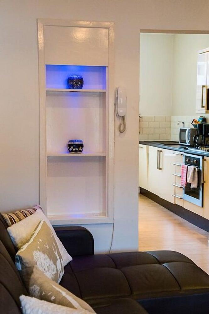 Harrogate Elite Living — 6