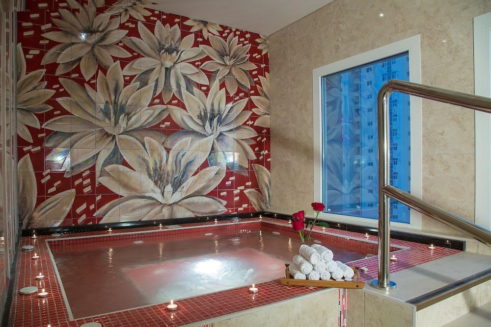 Rayan Hotel Sharjah — 5