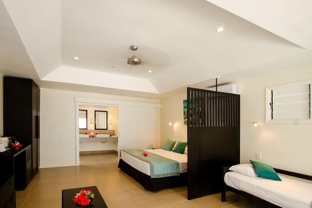 Nakelo Treasure Island Resort and Spa — 7