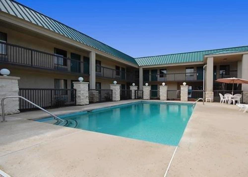 Quality Inn Aiken, SC — 4