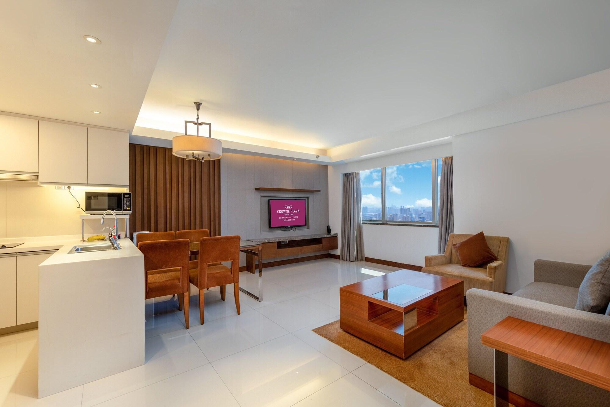 CROWNE PLAZA GUANGZHOU CITY CENTRE 3744 — 6