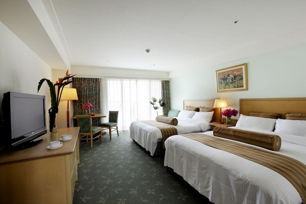 Howard Beach Resort Green Bay 884055 — 5