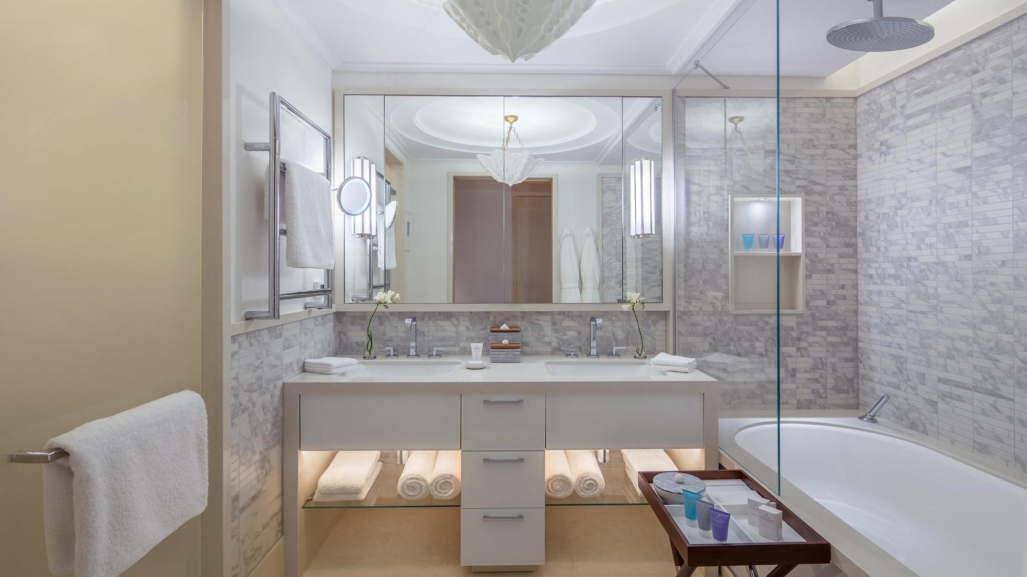 REGENT PORTO MONTENEGRO — 6