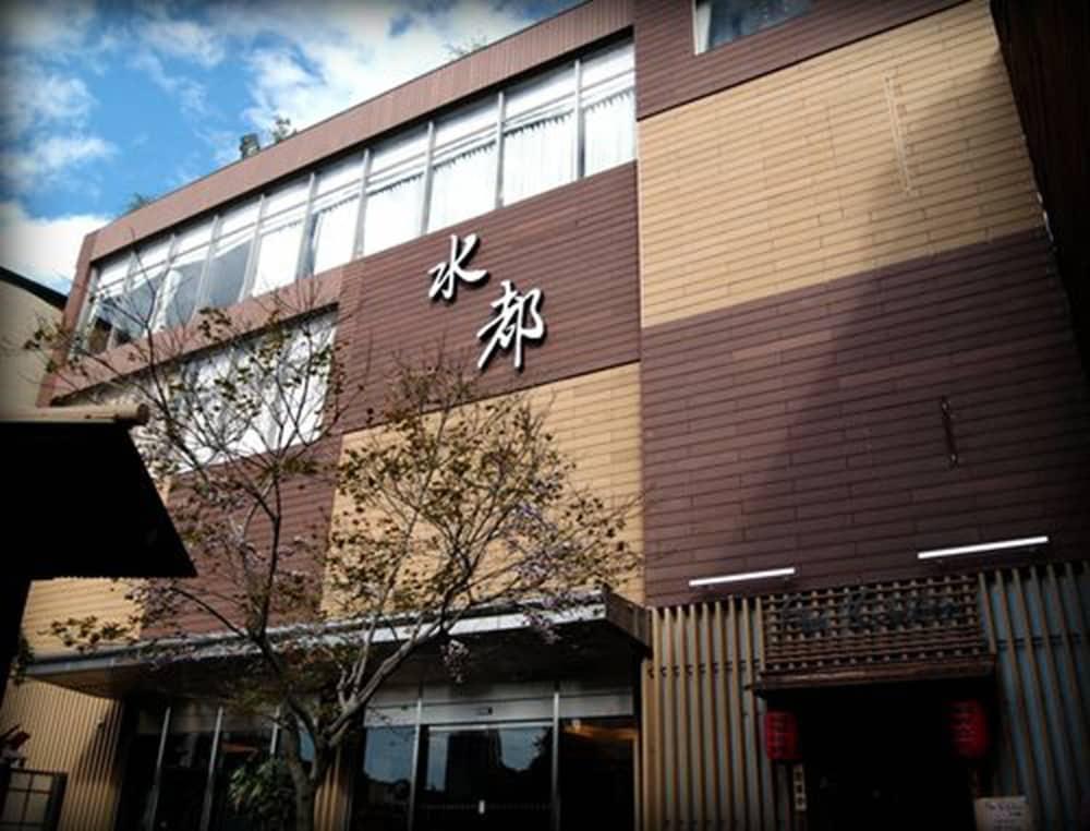 Spa Spring Resort 885125