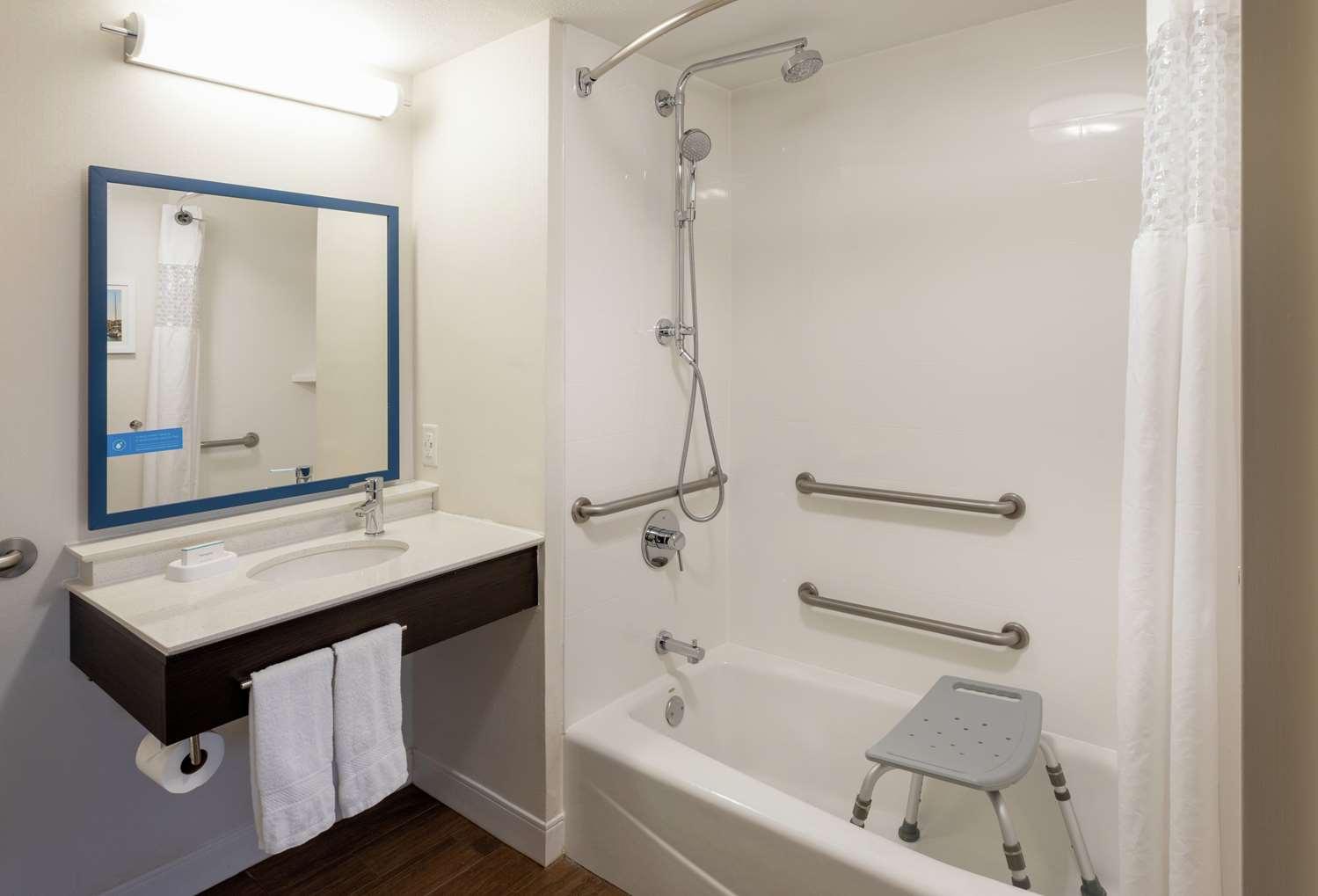 Hampton Inn Minneapolis-Eagan — 2