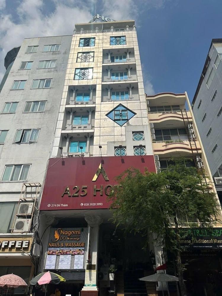 A25 Hotel — 2