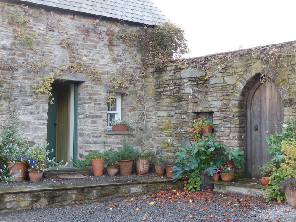 Alltybrain Farm Cottages — 2