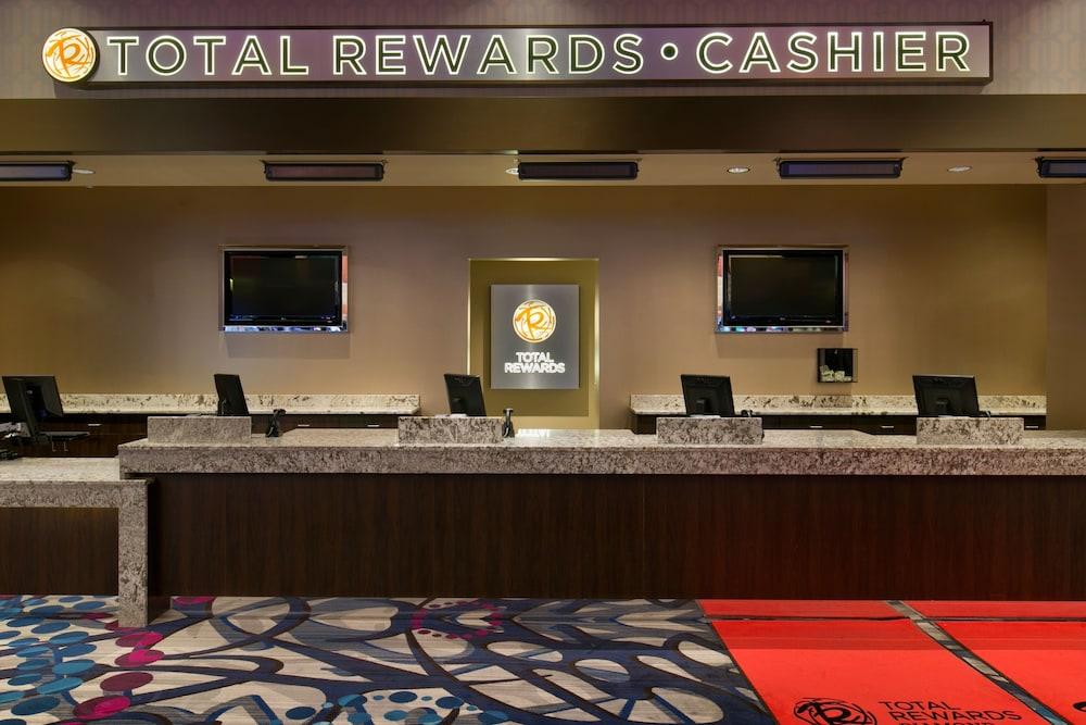 Harrah's Council Bluffs - A Caesars Rewards Destination — 9