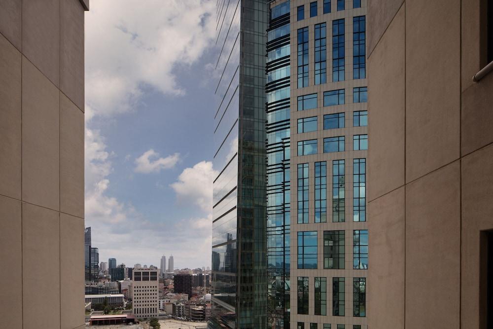 Sheraton Istanbul Levent 30074