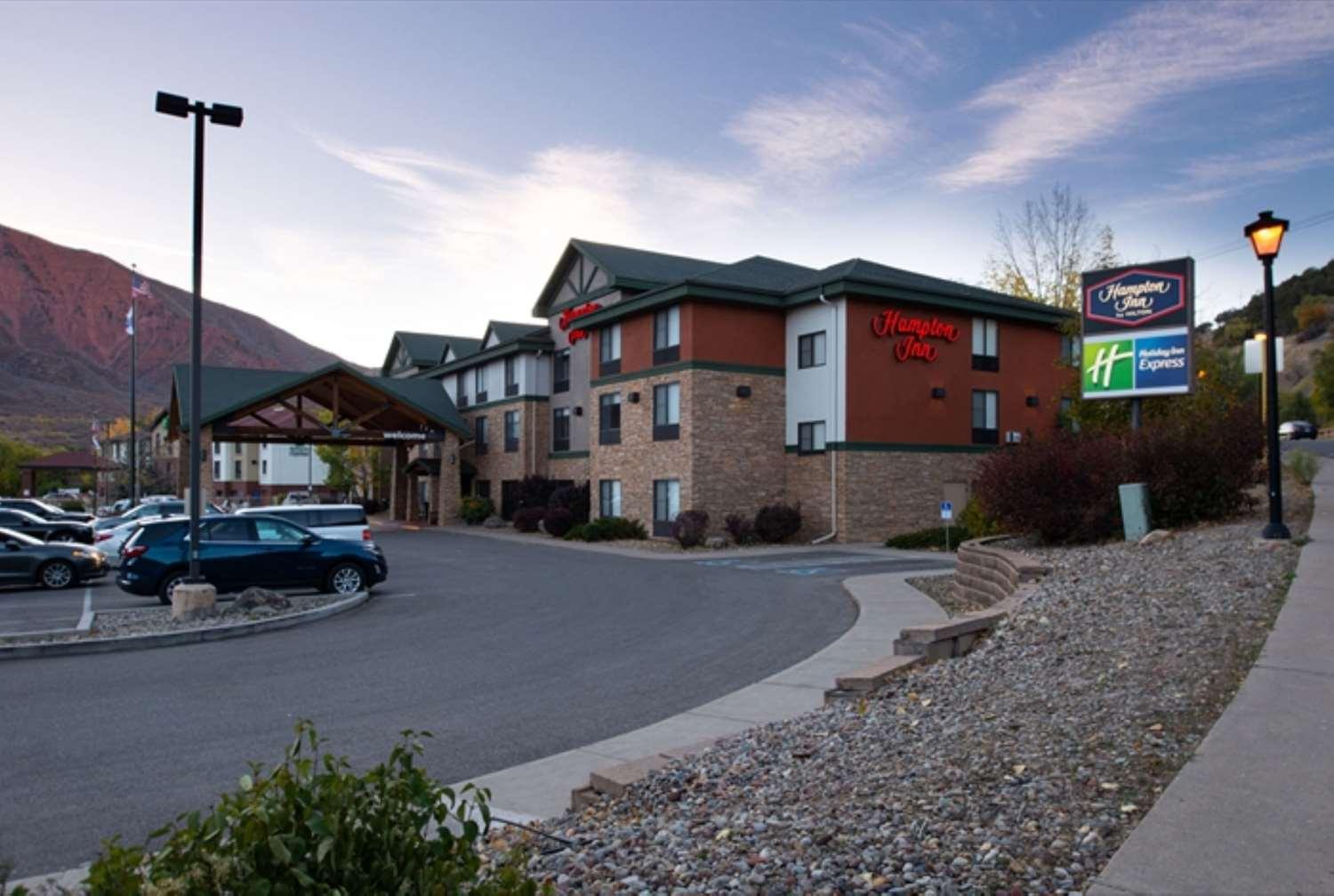 Hampton Inn Glenwood Springs — 8